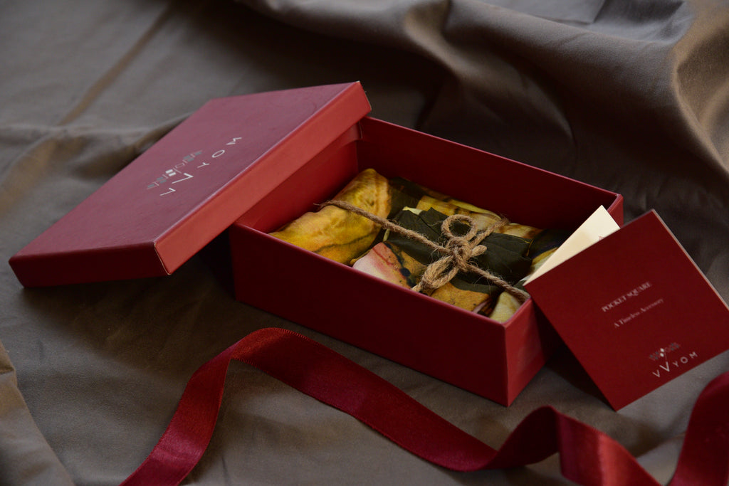Gold texture Printed Pure Silk Scarf and Pocket Square Gift Set