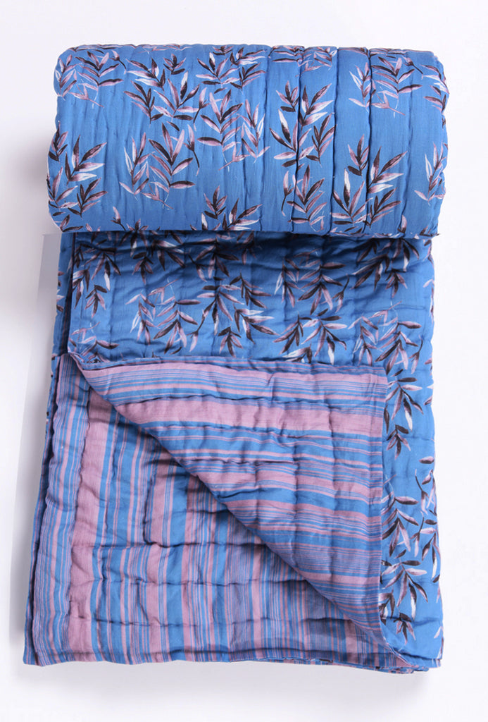 Blue Leaves Printed Cotton Quilt | Jaipuri Razai