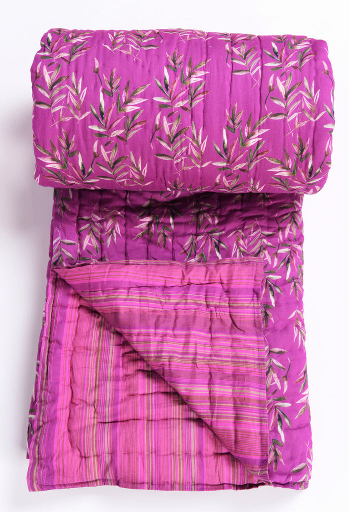Purple Leaves Printed Cotton Quilt | Jaipuri Razai