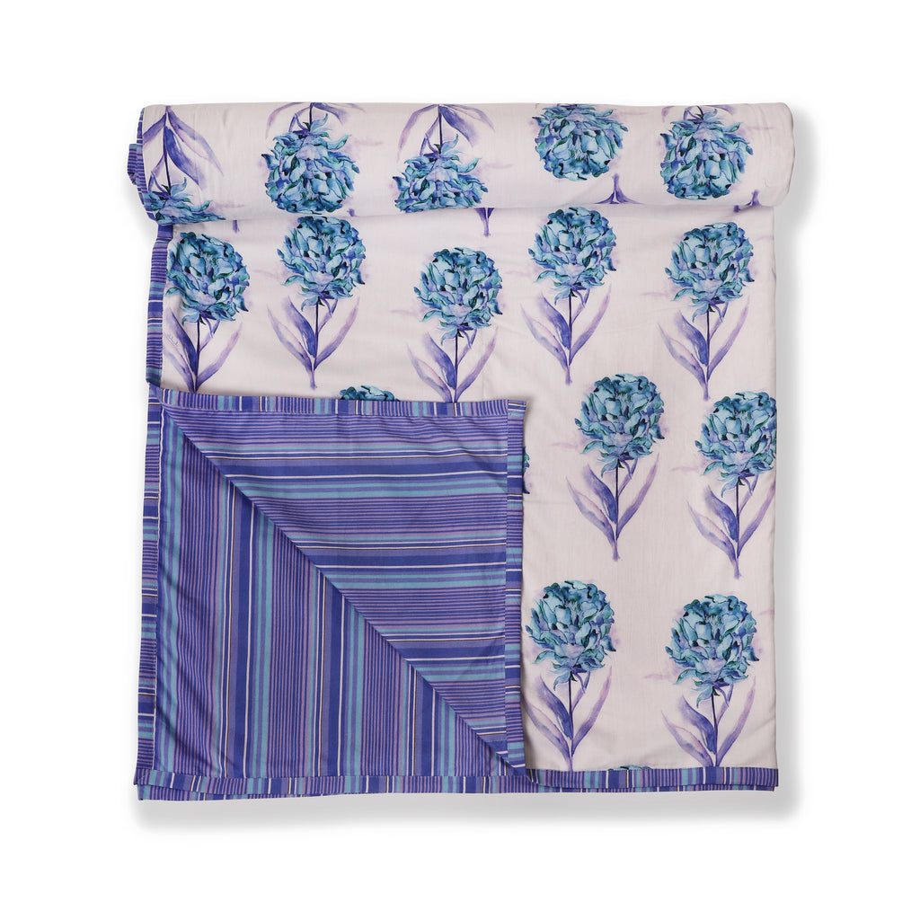 Peony White and Blue Printed Duvet / Dohar