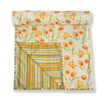 White And Orange Daffodil garden Printed Duvet / Dohar