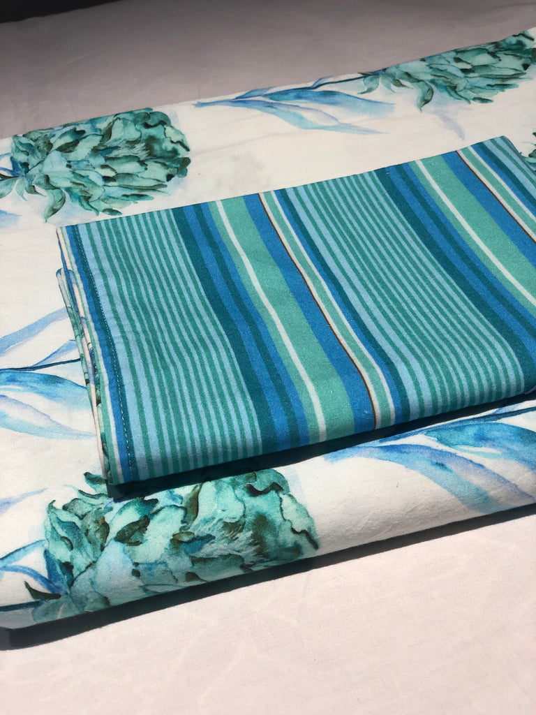 Peony White and Aqua Colour Printed White Bed sheet with 2 pillow covers