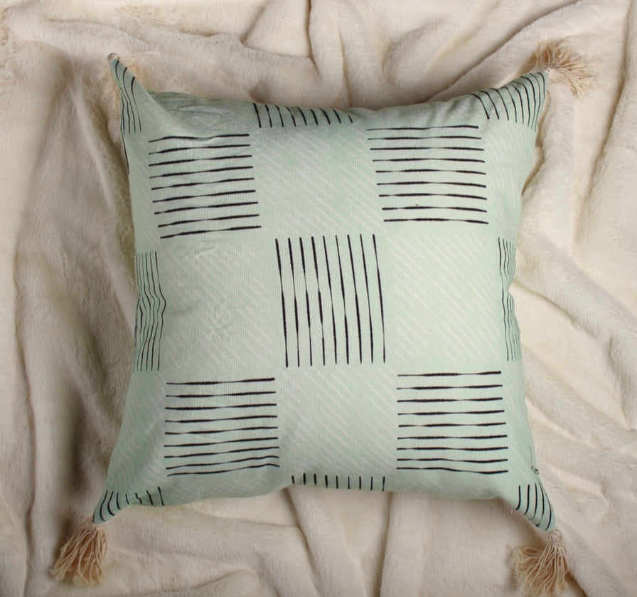 REVITALISE Mint Black and White cushion set of 5 | Deme x vVyom