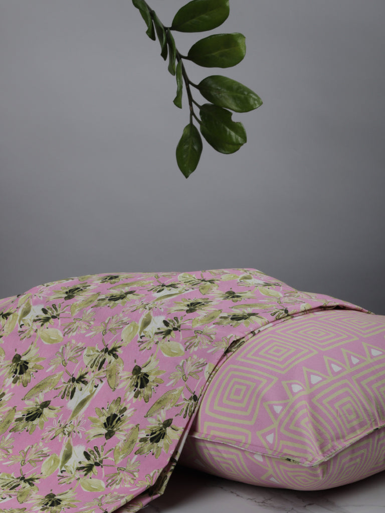 Pink Lemonade Printed Bed sheet with 2 pillow covers