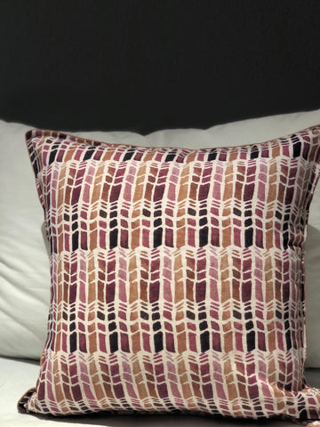 Shades of Red Geometric Printed Cushion Cover