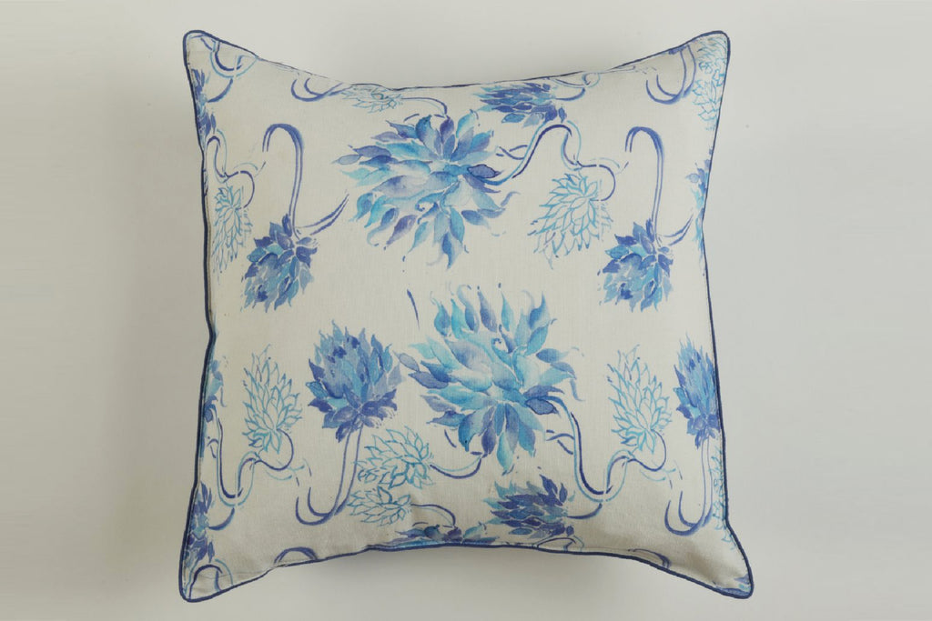 White and Blue Daheliya Floral Printed Cushion Cover